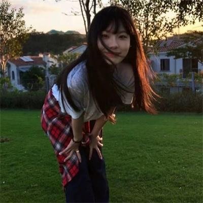玛丽莲有深黑之眸